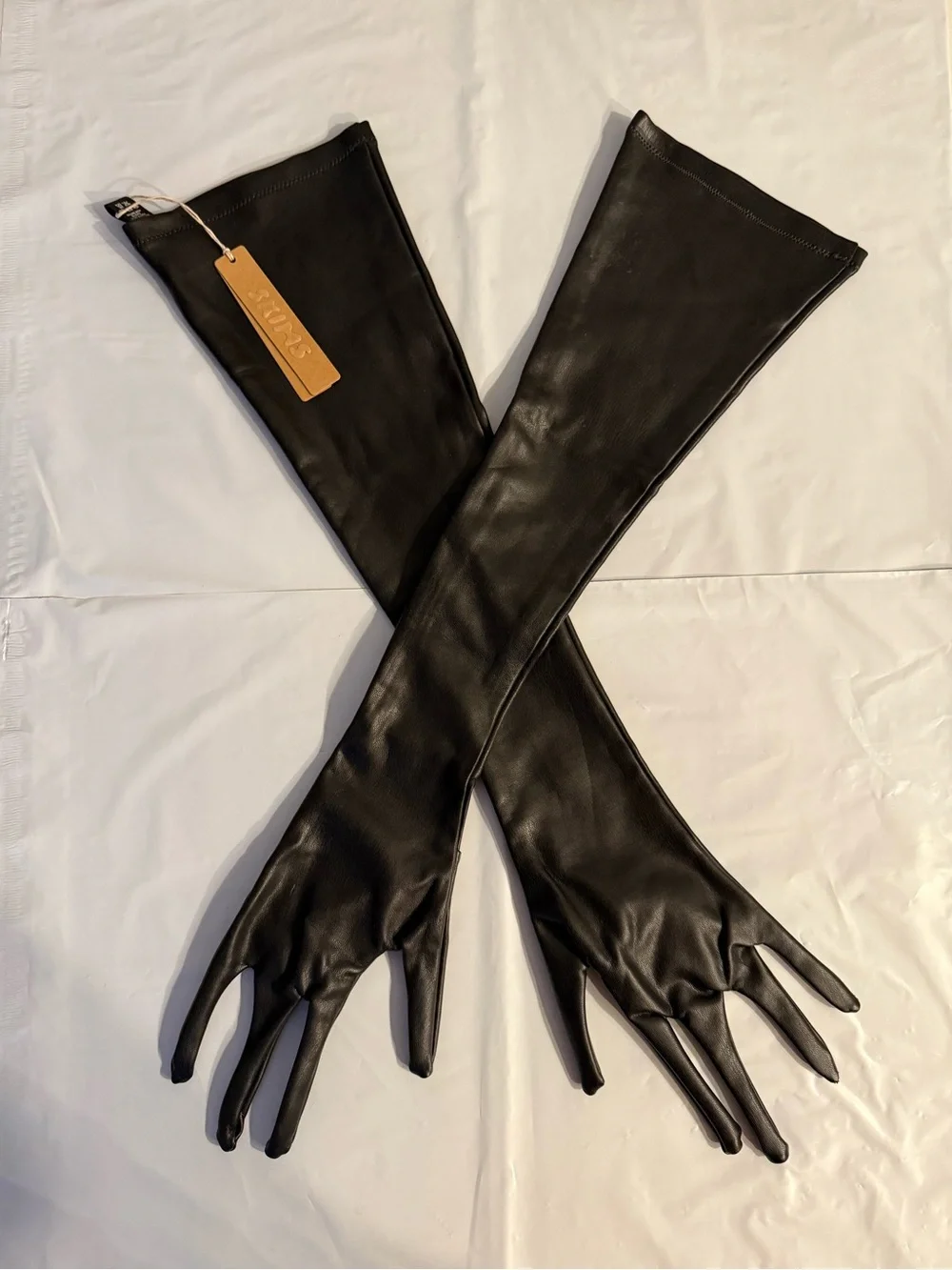 SKIMS Women Medium 2023 Faux Leather Formal Length Long Gloves Onyx Black